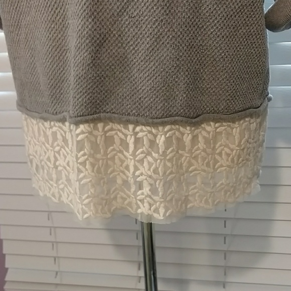 Sweater - Picture 3 of 3